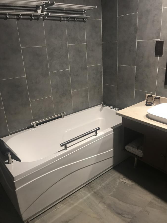 Manxin Hotel Shanghai Xujiahui 外观 照片