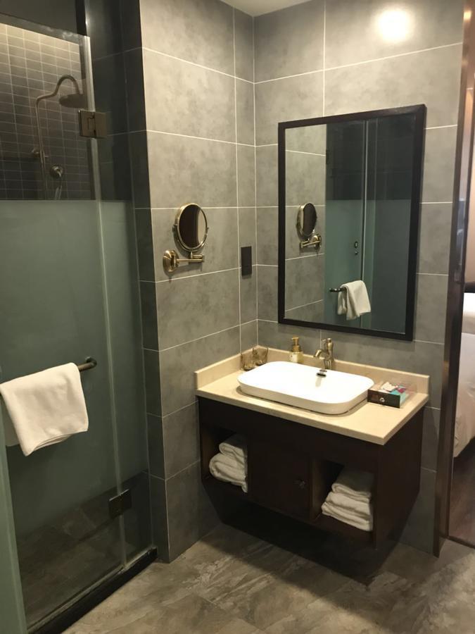 Manxin Hotel Shanghai Xujiahui 外观 照片